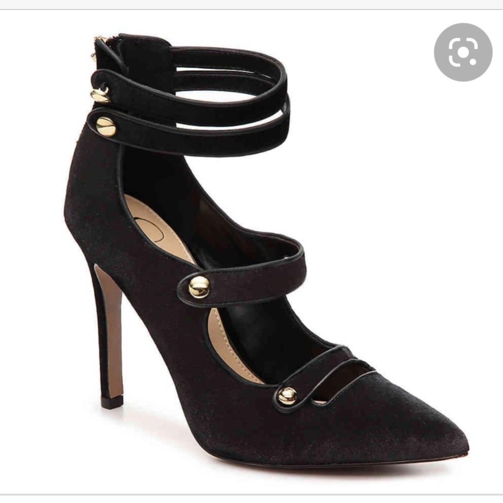 Jessica Simpson Pomen Velvet Buttoned Pumps